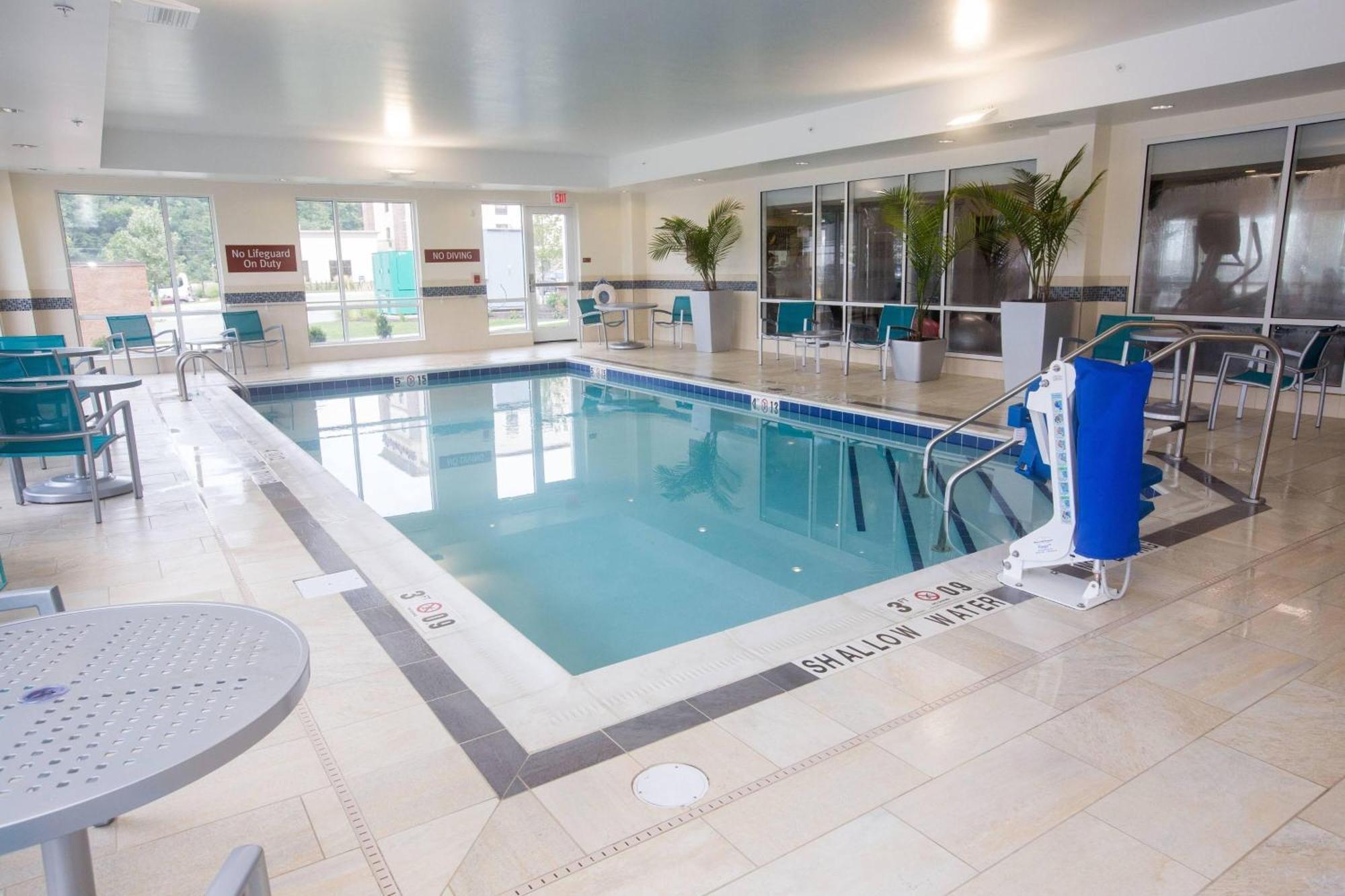 Towneplace Suites By Marriott Pittsburgh Harmarville מראה חיצוני תמונה